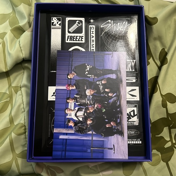 Ordinary  /skz album (blue version) everything is new and never used - Picture 7 of 8